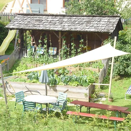 Апартаменты Haus Mortna *